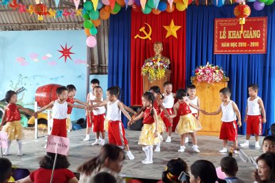 Hân hoan chào đón ngày hội đến trường của trẻ, khai giảng năm học mới 2018 -2019 .